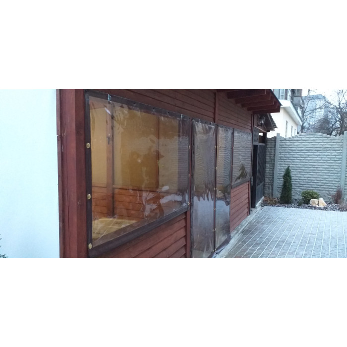 М'які вікна для веранд і балконів